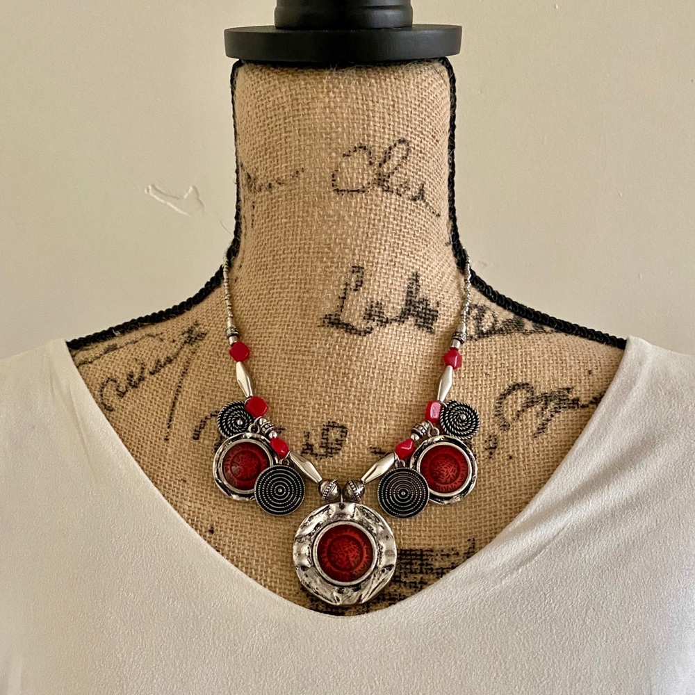 Chico’s | necklace & earrings set